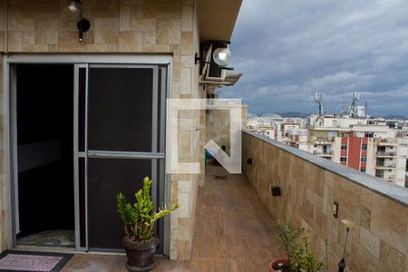 Apartamento à venda com 118m², 3 quartos e 1 vagaTerraço