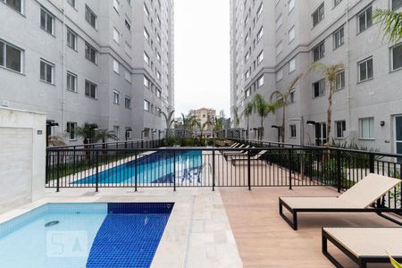 Apartamento à venda com 38m², 2 quartos e sem vagaÁrea comum - Piscina