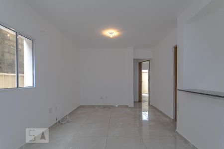 Sala de apartamento para alugar com 2 quartos, 100m² em Vila Nova Cintra, Mogi das Cruzes