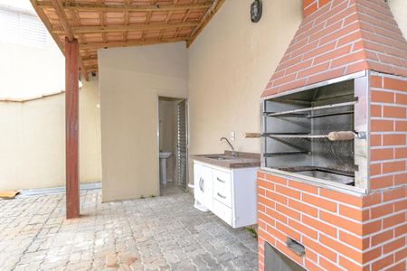 Apartamento para alugar com 100m², 2 quartos e 2 vagas Apartamento para alugar com 100m², 2 quartos e 2 vagasÁrea comum - Churrasqueira