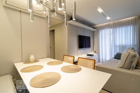 Sala de apartamento à venda com 2 quartos, 70m² em Jardim Vera Cruz, São Paulo