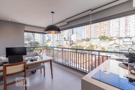 Apartamento à venda com 70m², 2 quartos e 1 vagaVaranda