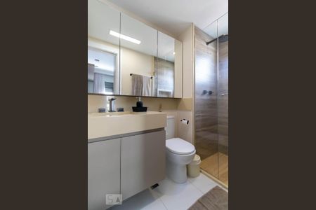 Apartamento à venda com 70m², 2 quartos e 1 vagaBanheiro da suíte