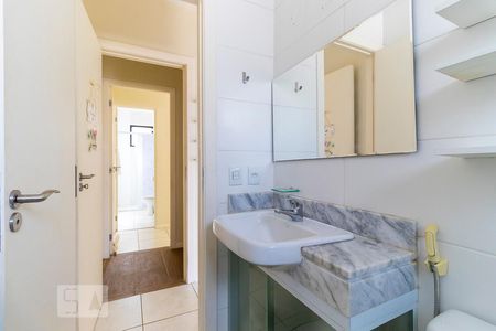 Casa à venda com 73m², 2 quartos e 1 vagaBanheiro da suíte 1