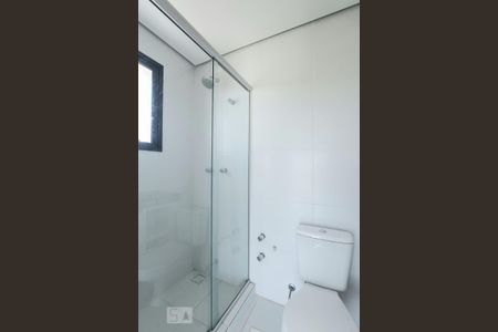BANHEIRO SUITE de apartamento para alugar com 2 quartos, 97m² em Cristo Redentor, Porto Alegre