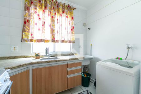 Apartamento à venda com 42m², 2 quartos e 1 vaga Apartamento à venda com 42m², 2 quartos e 1 vagaCozinha e Área de Serviço