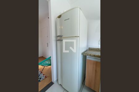 Apartamento à venda com 42m², 2 quartos e 1 vaga Apartamento à venda com 42m², 2 quartos e 1 vagaCozinha e Área de Serviço