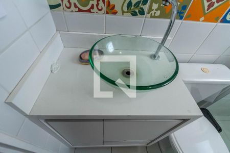 Apartamento à venda com 42m², 2 quartos e 1 vaga Apartamento à venda com 42m², 2 quartos e 1 vagaBanheiro