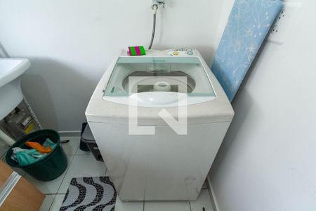 Apartamento à venda com 42m², 2 quartos e 1 vaga Apartamento à venda com 42m², 2 quartos e 1 vagaCozinha e Área de Serviço