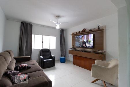 Sala de casa para alugar com 6 quartos, 240m² em Jaçanã, São Paulo