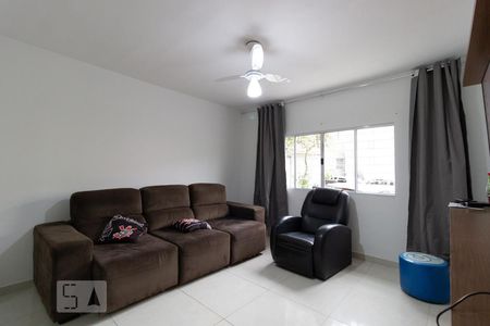 Sala de casa para alugar com 6 quartos, 240m² em Jaçanã, São Paulo