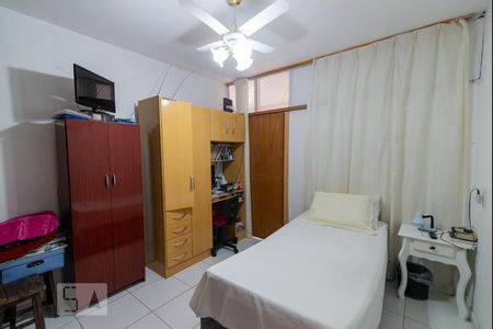 Quarto 1 de apartamento para alugar com 2 quartos, 80m² em Grajaú, Rio de Janeiro