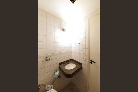 Apartamento para alugar com 69m², 2 quartos e 1 vaga Apartamento para alugar com 69m², 2 quartos e 1 vagaBanheiro Social