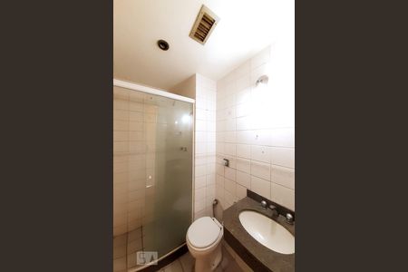 Apartamento para alugar com 69m², 2 quartos e 1 vaga Apartamento para alugar com 69m², 2 quartos e 1 vagaBanheiro Social