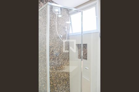 Apartamento para alugar com 76m², 2 quartos e 2 vagas Apartamento para alugar com 76m², 2 quartos e 2 vagasBanheiro da Suíte