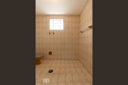 Casa para alugar com 160m², 2 quartos e 2 vagasBanheiro