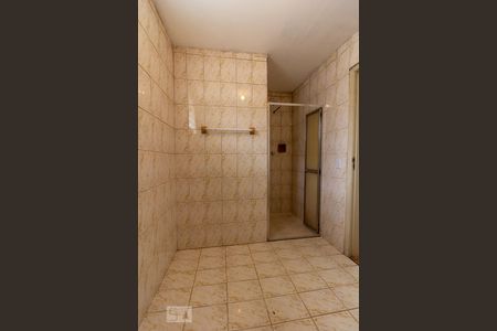 Casa para alugar com 160m², 2 quartos e 2 vagasBanheiro