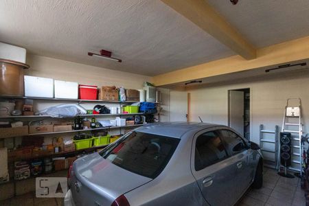 Casa à venda com 430m², 8 quartos e 5 vagas Casa à venda com 430m², 8 quartos e 5 vagasGaragem