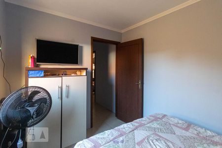 Casa à venda com 430m², 8 quartos e 5 vagas Casa à venda com 430m², 8 quartos e 5 vagasQuarto 5