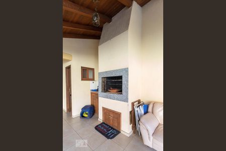 Casa à venda com 430m², 8 quartos e 5 vagas Casa à venda com 430m², 8 quartos e 5 vagasChurrasqueira