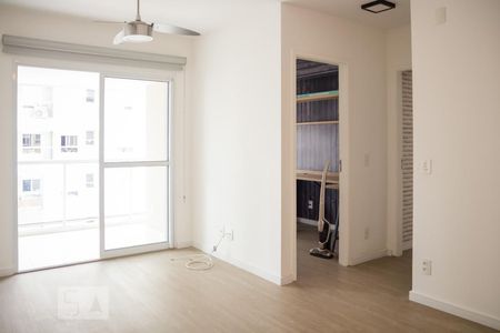 Sala de apartamento à venda com 2 quartos, 61m² em Osvaldo Cruz, São Caetano do Sul
