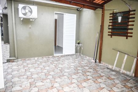 Casa para alugar com 120m², 3 quartos e 2 vagas Casa para alugar com 120m², 3 quartos e 2 vagasChurrasqueira