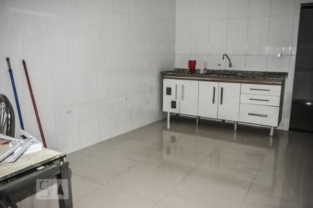 Casa para alugar com 120m², 3 quartos e 2 vagas Casa para alugar com 120m², 3 quartos e 2 vagasCozinha