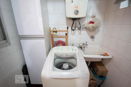 Apartamento à venda com 64m², 2 quartos e 1 vagaÁrea de Serviço