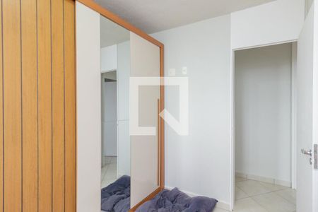 Quarto 1 de apartamento para alugar com 2 quartos, 45m² em Jardim Íris, São Paulo