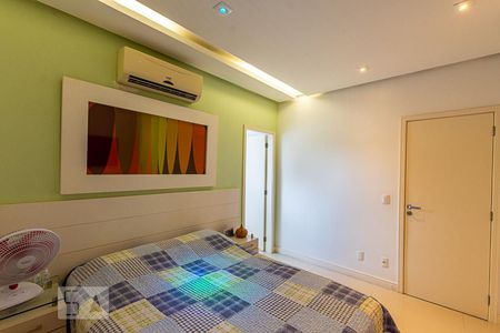 Suite  de apartamento para alugar com 2 quartos, 84m² em Icaraí, Niterói