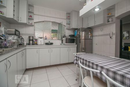 Casa à venda com 290m², 4 quartos e 2 vagasCozinha