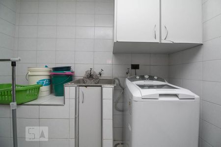 Casa à venda com 290m², 4 quartos e 2 vagasÁrea de Serviço