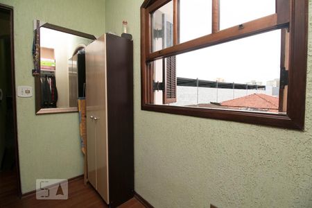 Casa à venda com 290m², 4 quartos e 2 vagasCloset