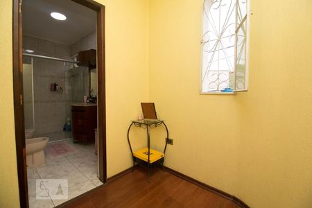 Casa à venda com 290m², 4 quartos e 2 vagasCorredor