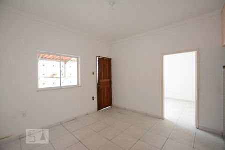 Sala de casa à venda com 1 quarto, 60m² em Braz de Pina, Rio de Janeiro