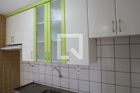 Apartamento para alugar com 58m², 2 quartos e 2 vagasCozinha 