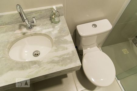 Apartamento para alugar com 20m², 1 quarto e sem vagaBanheiro - Detalhe