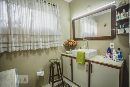 Casa à venda com 120m², 3 quartos e 2 vagasBanheiro 2