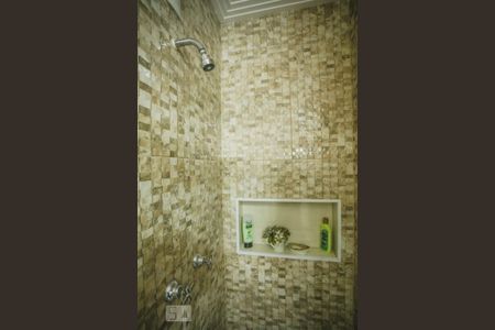 Casa à venda com 120m², 3 quartos e 2 vagasBanheiro 2 - Chuveiro