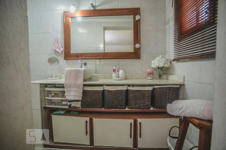 Casa à venda com 120m², 3 quartos e 2 vagasBanheiro Suíte