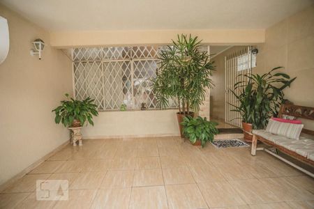 Casa à venda com 120m², 3 quartos e 2 vagasGaragem