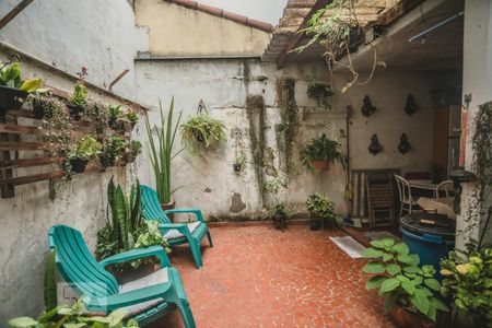 Casa à venda com 120m², 3 quartos e 2 vagasQuintal