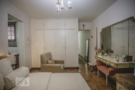 Casa à venda com 120m², 3 quartos e 2 vagasSuíte