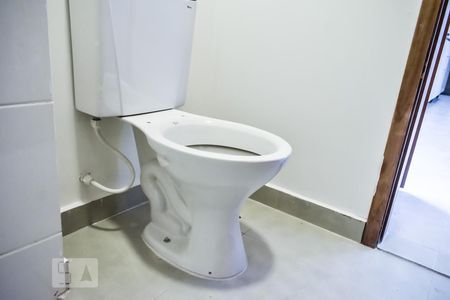 Apartamento à venda com 42m², 2 quartos e sem vaga Apartamento à venda com 42m², 2 quartos e sem vagaBanheiro