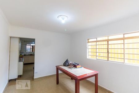 Casa à venda com 350m², 3 quartos e 2 vagasCopa