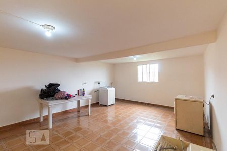 Casa à venda com 350m², 3 quartos e 2 vagasÁrea de Serviço