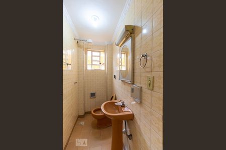 Casa à venda com 350m², 3 quartos e 2 vagasBanheiro 1