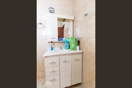 Casa à venda com 350m², 3 quartos e 2 vagasBanheiro da Suíte