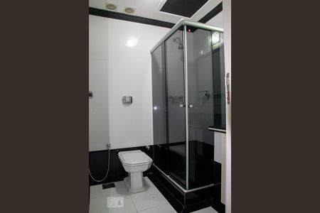 Apartamento à venda com 298m², 3 quartos e 2 vagasBanheiro Social