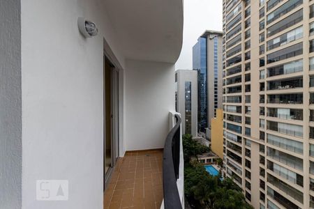 Varanda de apartamento à venda com 3 quartos, 93m² em Itaim Bibi, São Paulo